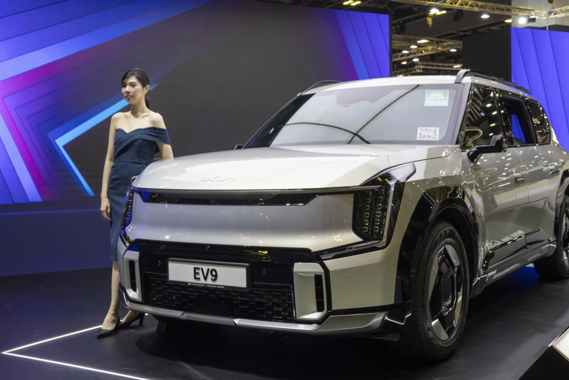 Kia-EV9-vehicle-display