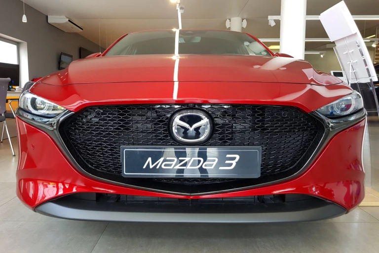 hot-hatches-mazda3-og